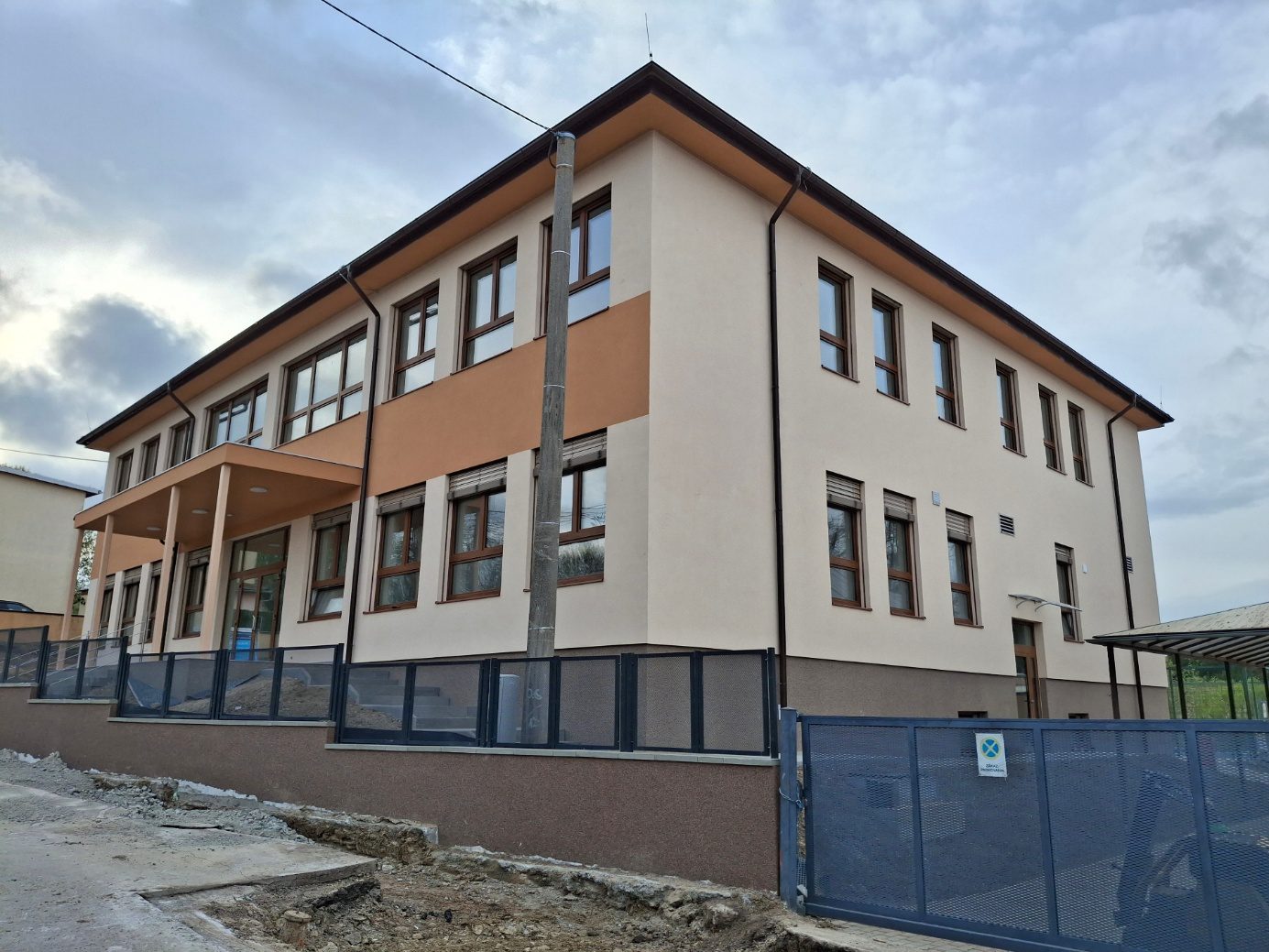 Základná škola Boliarov